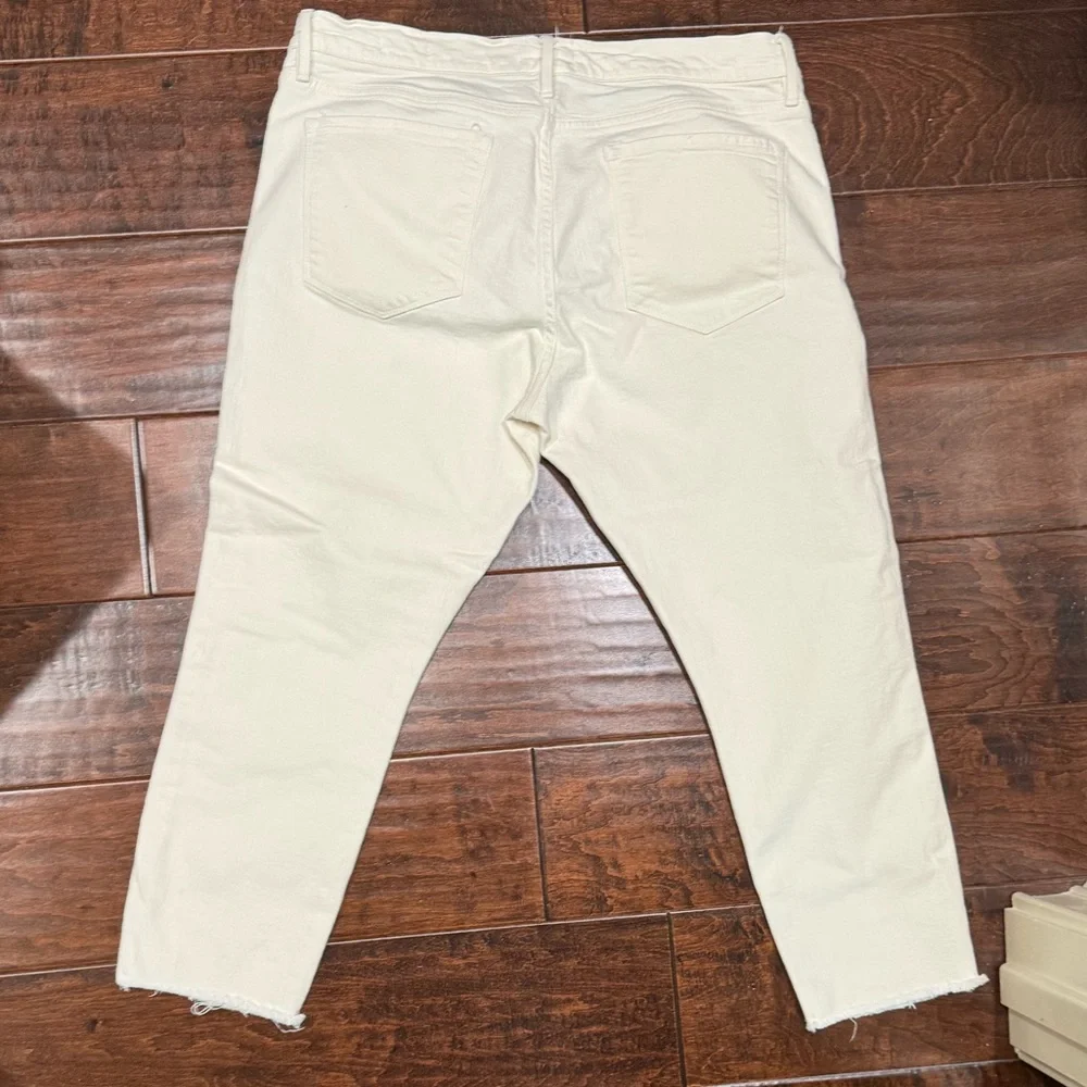 Frame Denim White Cropped Jeans - Picture 3 of 5